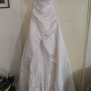 150$ USD traje de novia moderno con corona, velo, ramo de flores, nuevo todo - Img 45638308
