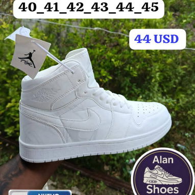 Zapatos para Mujeres y hombres 54 USD,44 USD,37 USD - 10/10