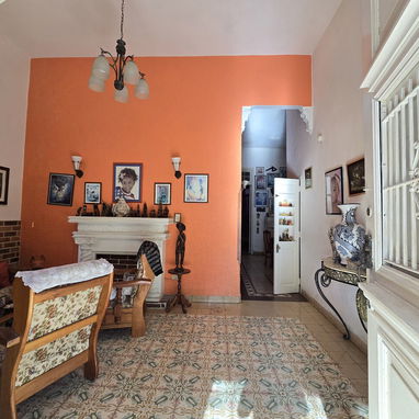 Vedado casa independiente - Img 125043688