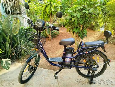 Vendo bicicleta eléctrica  de poco uso - Img 68615096