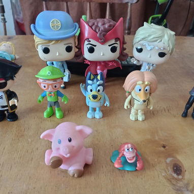 Juguetes y figuras de colección - Img 119368649