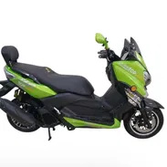 MOTO ELÉCTRICA TOPMAQ T-MAX ULTRA LITHIUM 72V75AH * Potencia del motor 4000w * Motor y batería marca topmaq * Voltaje: 7 - Img 55709918