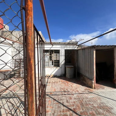 Casa 🏡  de 2 plantas con garaje en el Vedado (#25) - Img 118457660
