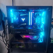 Vendo chasis Gamer con 6fanes rgb coolermaster - Img 45539318