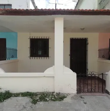 Vendo casa de dos cuartos en el centro del Cotorro - Img 28379658