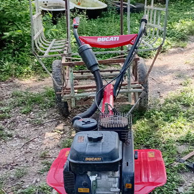 vendo un motocutor de 4 tiempo - Img 127274107