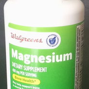 Vendo Pomo de Magnesio a 10 USD, 400 mg, 60 pastillas, vence en octubre de 2027, al 55102507 con Michel - Img 56853467