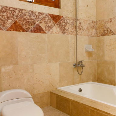 CAsa de 3 cuartos y 3 baños Santa Felicia - 3/6