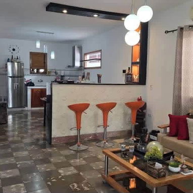 Venta de Casa en Sabta Fe. Con piscina. - 3/10