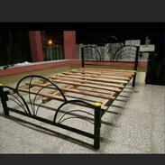 Cama de tubo y de hierro modelo crusado - Img 55327819