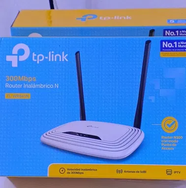 Router Inalambrico N.300 Mbps Modelo TPLINK TL-WR841N. Multimodo 4 en 1 -1 puerto WAN+ 4 LAN. HABANA. "NO  NAUTA HOGAR , - Img 91582497