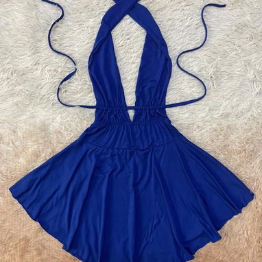 Vestidos corte princesa, de hombro con dos aberturas y enguatadas Crepé - Img 124848920