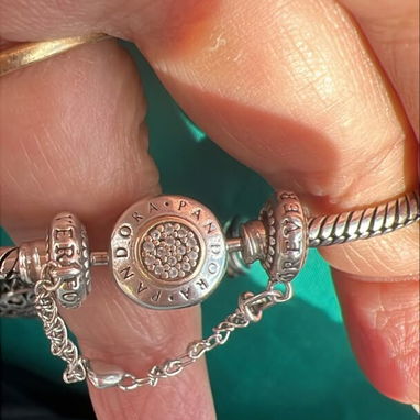 Vendo pulsera pandora original - Img 127240565