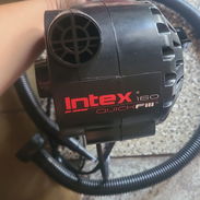 Bomba de aire eléctrica ideal para piscinas y colchones inflables - Img 57076415