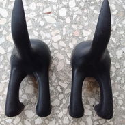Ganchos de pared de cola de perro negra, goma sintética 2500 CUP - Img 55879859
