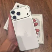 Vendo iPhone 17 pro max también cambiamos por menor y vuelto - Img 55844930