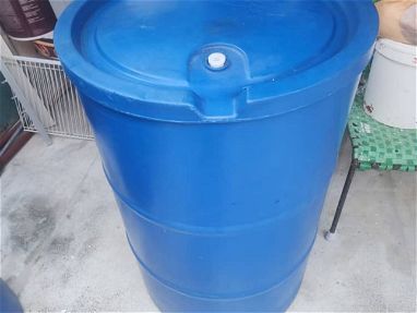 Tanque de “ 55 Galones de agua” de plastico Azul de los buenos y duros (Nuevoo) al 53822315 - Img 67131720