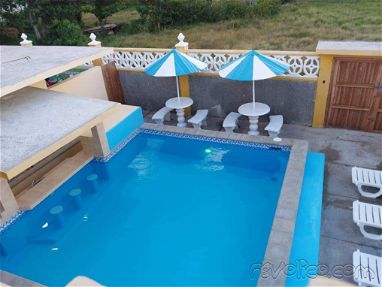 Casa disponible en la Playa! Con piscina para 10 personas.  Llama AK - Img 61051592