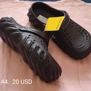 Cros y chancletas talla 44 - Img 56191387