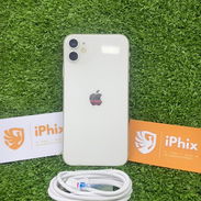 iPhone 11 con 100 d batería color blanco - Img 55753888