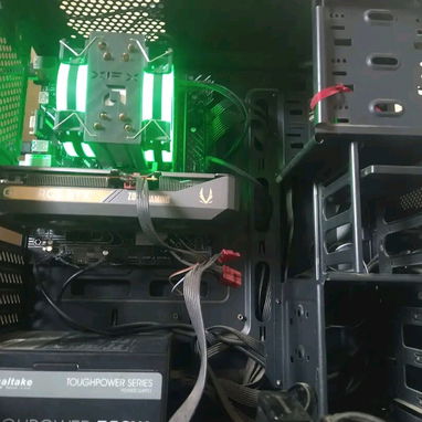 PC GAMER CON RTX 5060 - 3/3