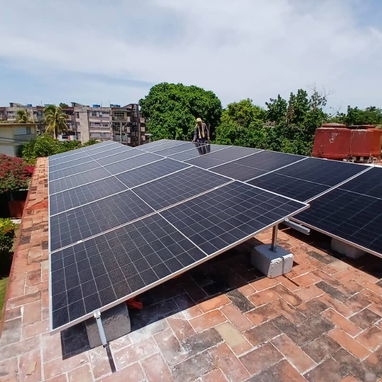 ⚡ PANELES SOLARES – Instalación profesional - 10/10