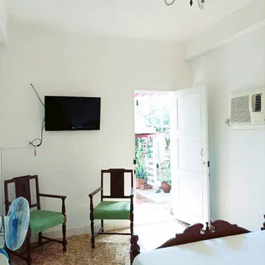 🏠Casa De Renta En Miramar. 💡 Energía Eléctrica 24 horas. 📱 Reservas: +5355149761 - 9/9