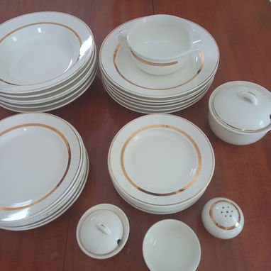 Vajilla blanca con aro dorado 35 piezas - 2/3