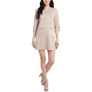 Vestido beige con detalles perlados - Img 52899160