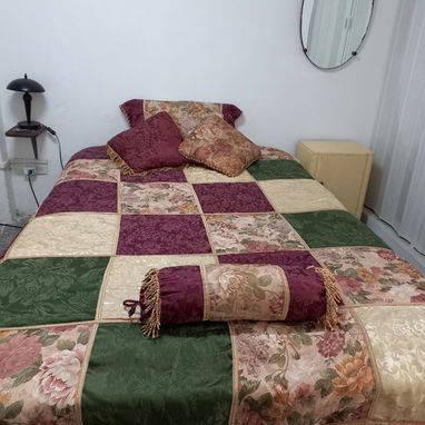 Small Apartment for Rent. Vedado. Very good location near Lennon Park and Hospitals. - Img 122304705