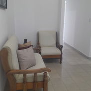 Se renta apartamento por tiempo indefinido en Calle Humboldt, Vedado - Img 56035428