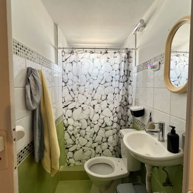 OPORTUNIDAD: APARTAMENTO EN NUEVO VEDADO - PISO 12 CON ELEVADOR - 22,000 USD - 3/8