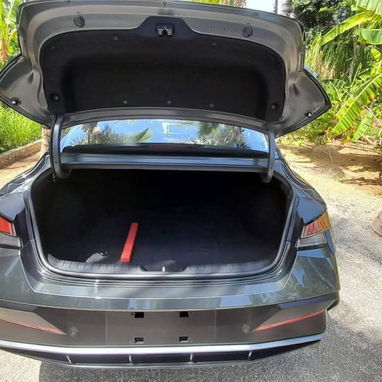 Hyundai Elantra 2025 cero kilómetros - 8/10
