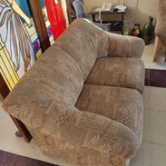 Se vende juego de sala y de comedor - Img 55180128