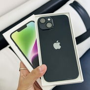 IPhone 14 con su caja - Img 55316467