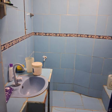 Vendo casa pta calle cerro 2/4 en 9000 placa libre - Img 123824042