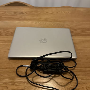 LAPTOP HP 1TB + 4GB RAM DE USO (Precio Negociable) - 5/5