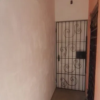 Excelente apartamento en venta en el Cerro por el mercado de 4 caminos. - Img 121694056