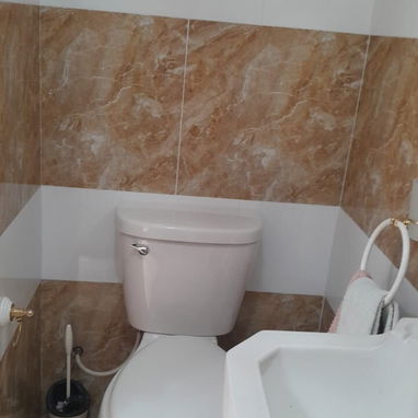 Disponible apto en bajos independiente y con wifi en 27 y 8 +34 602686091 Whatsaap(20usd ) x noches - Img 125413204