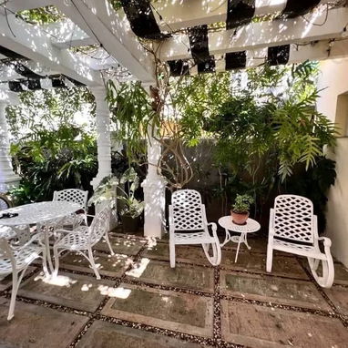 RENTA hostal de 4 habitaciones a metros del mar EN PLAYA VARADERO con Qba Hostin 360. - 9/10