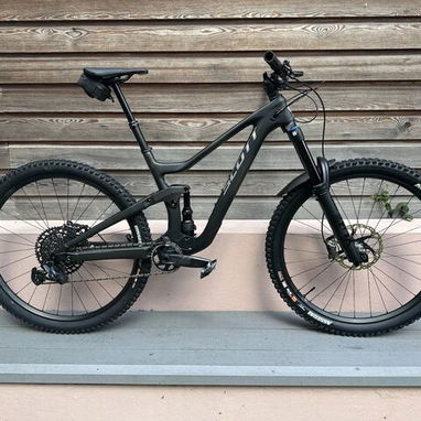Scott Ransom 910 Mountain Bike In Medium Carbon Frame. Under 30 miles. - 2/5