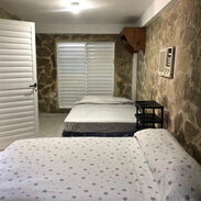 Renta casa de 3 habitaciones,2 baños,cocina,piscina en Guanabo a 50 m del mar, disponible,56590251 - Img 45158730