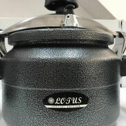 Ollas de presión marca Lotus de 7 litros - Img 45573462
