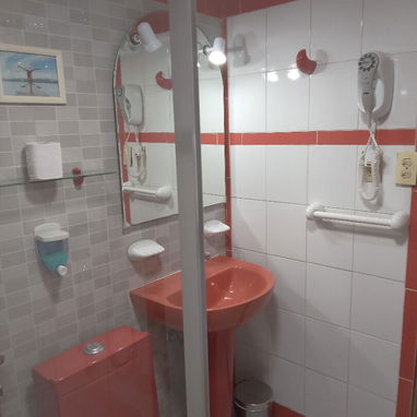 1 Habitación Renta lineal. Vedado - Img 101344911