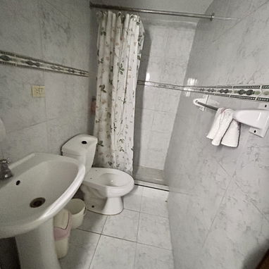 Se vende casa puerta calle en centro habana ! - Img 125855604