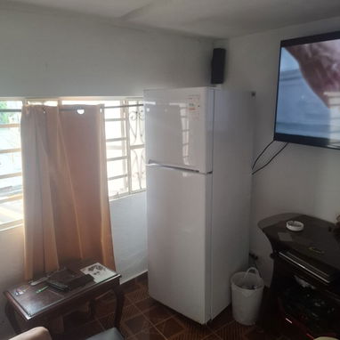 Vendo apartamento  de 3 cuarto  y 2 baño - Img 122863908