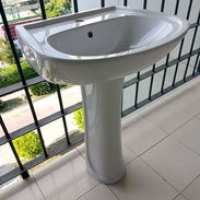 Vendo Lavamano con Pedestal de uso - Img 57207706