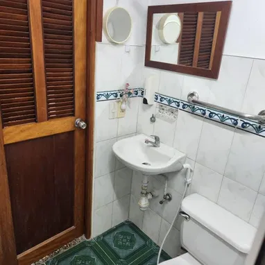 Casa en venta - Img 122024794