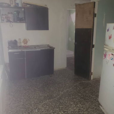 A una cuadra de la calzada de 10 de octubre - Img 123397973
