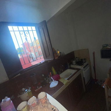 Casa en venta – Playa ( 19 y 64) – Interior en primer piso con escaleras y garaje - Img 118343268